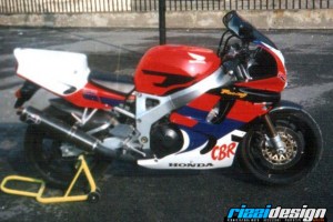 003 - Honda - Retrò