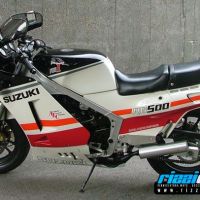 013 - Suzuki