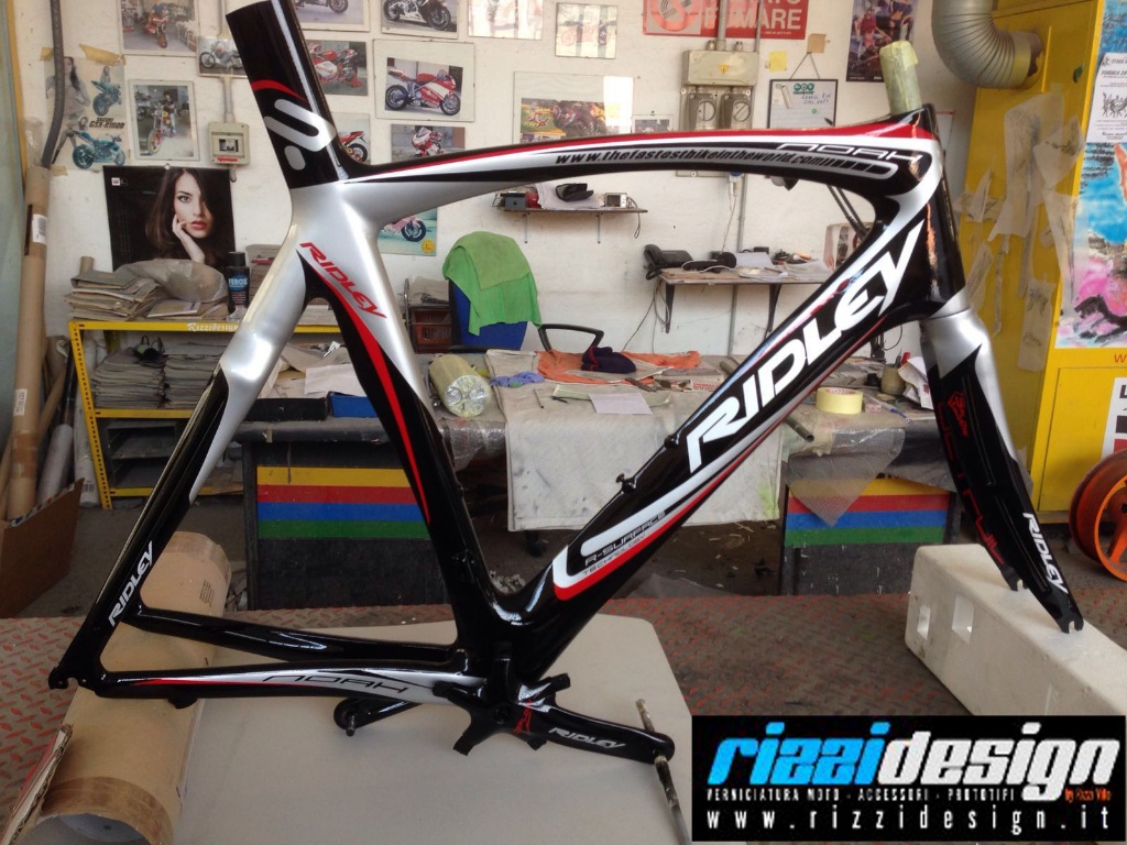 NUOVE FOTO! BICI IN CARBONIO grafica RIZZIDESIGN! modello Ridley, Look, Vitus!